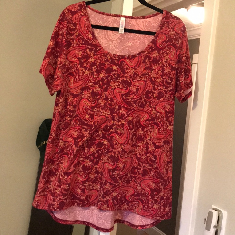 Lularoe top